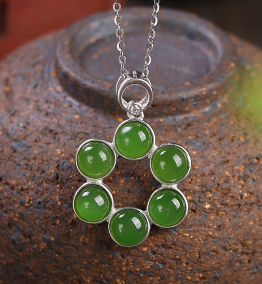 Beautiful Gold Necklace with Unique Style