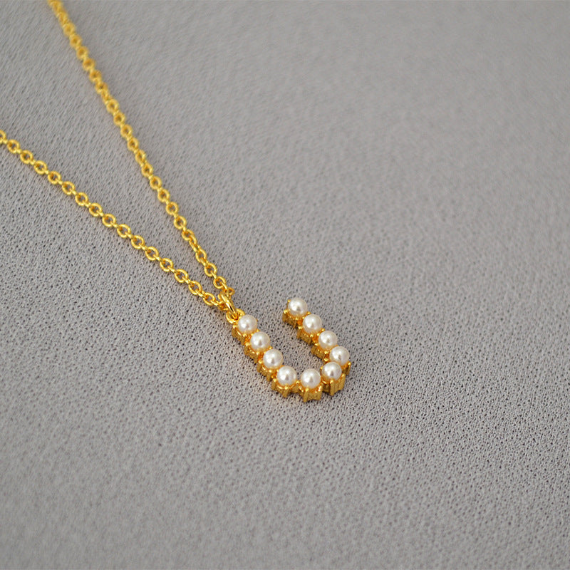 Beautiful Gold Necklace with Unique Style