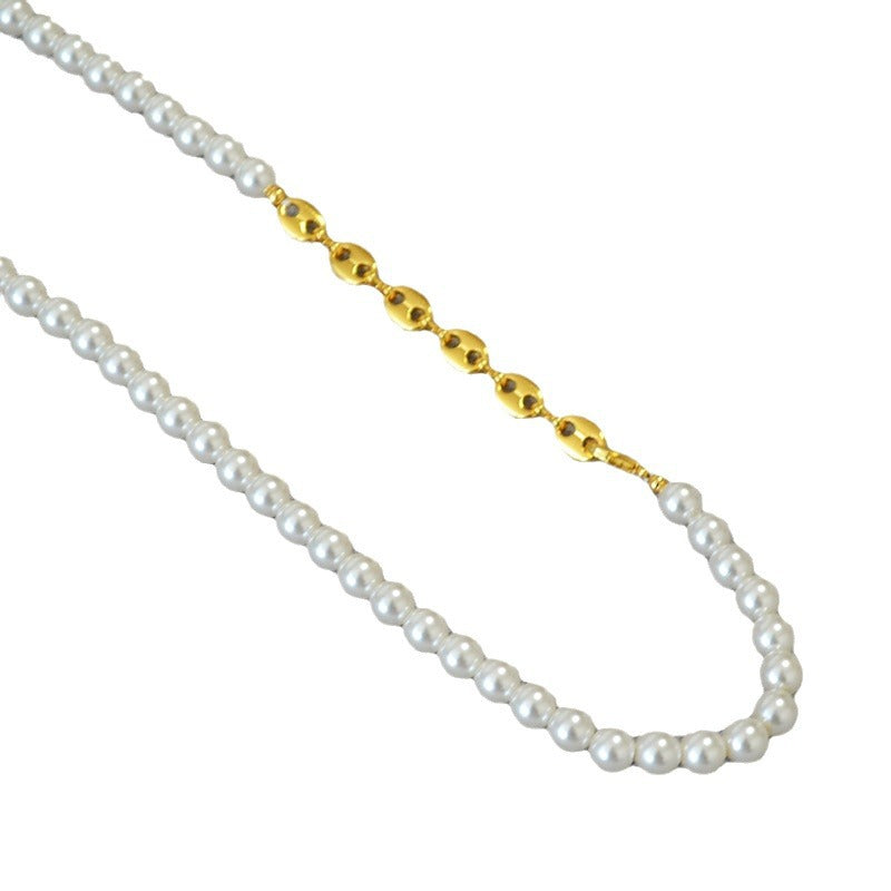 Beautiful Gold Necklace with Unique Style