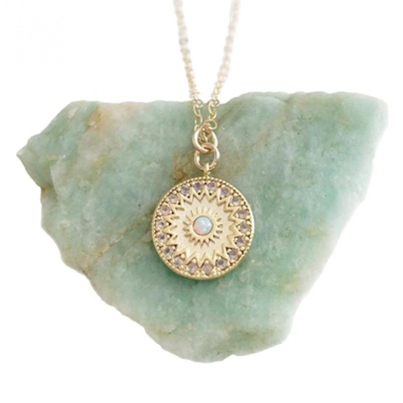 Beautiful Gold Necklace with Unique Style