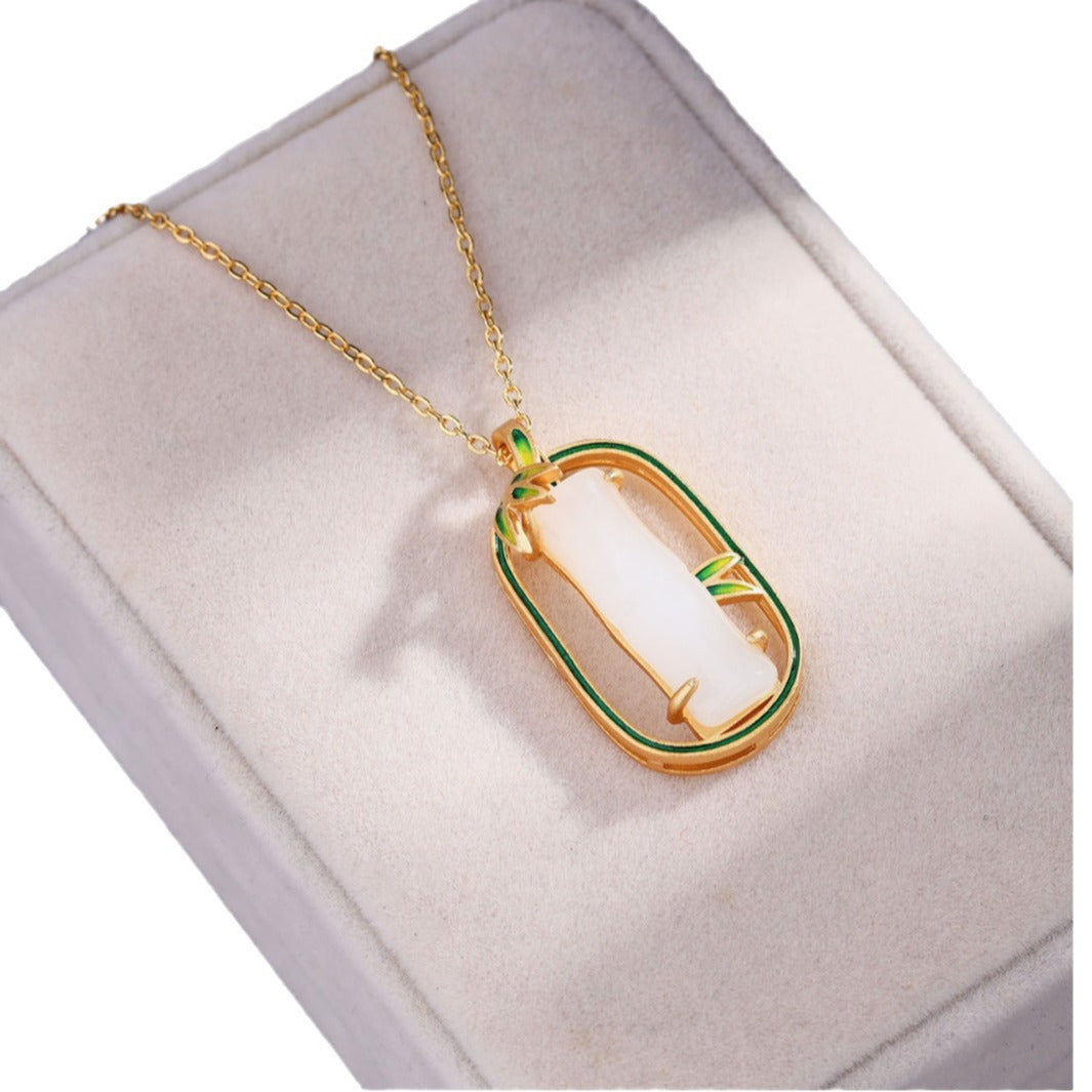 Beautiful Gold Necklace with Unique Style