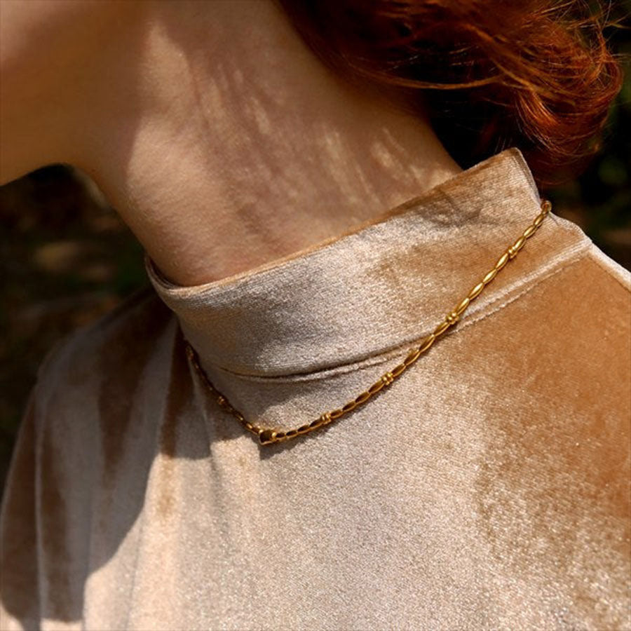 Beautiful Gold Necklace with Unique Style