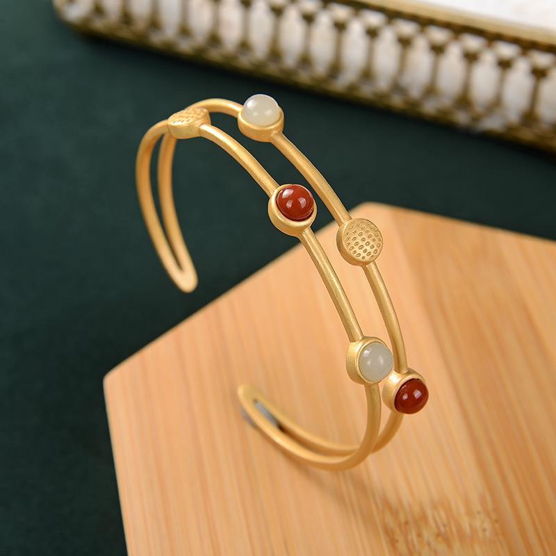 Beautiful Gold Bracelet with Unique Style