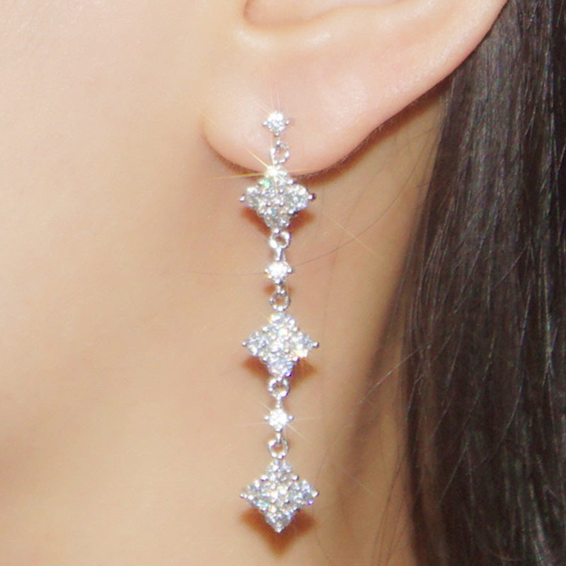 Beautiful Earring with Unique Style