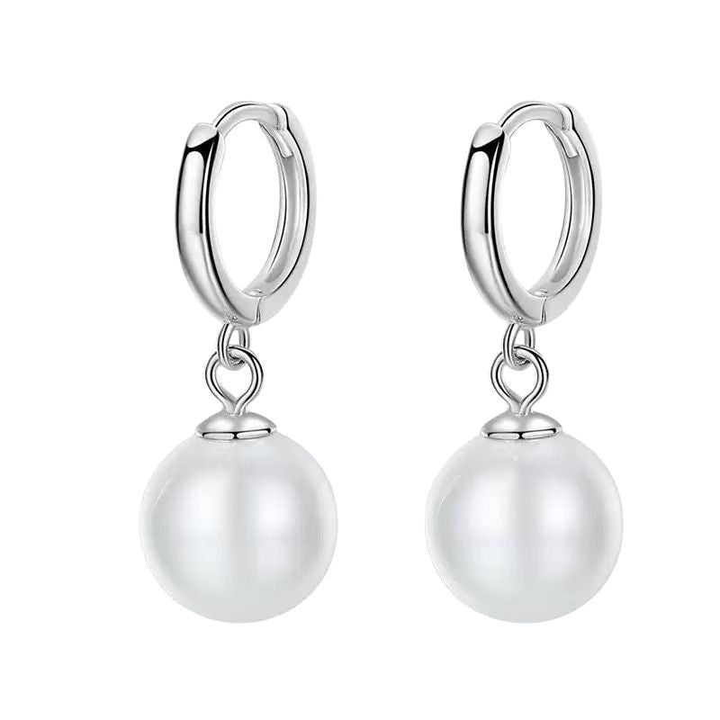 Classic Pearl Earring with Timeless Appeal