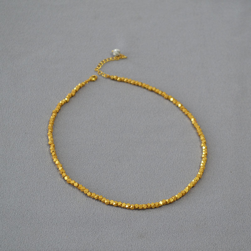 Beautiful Gold Necklace with Unique Style
