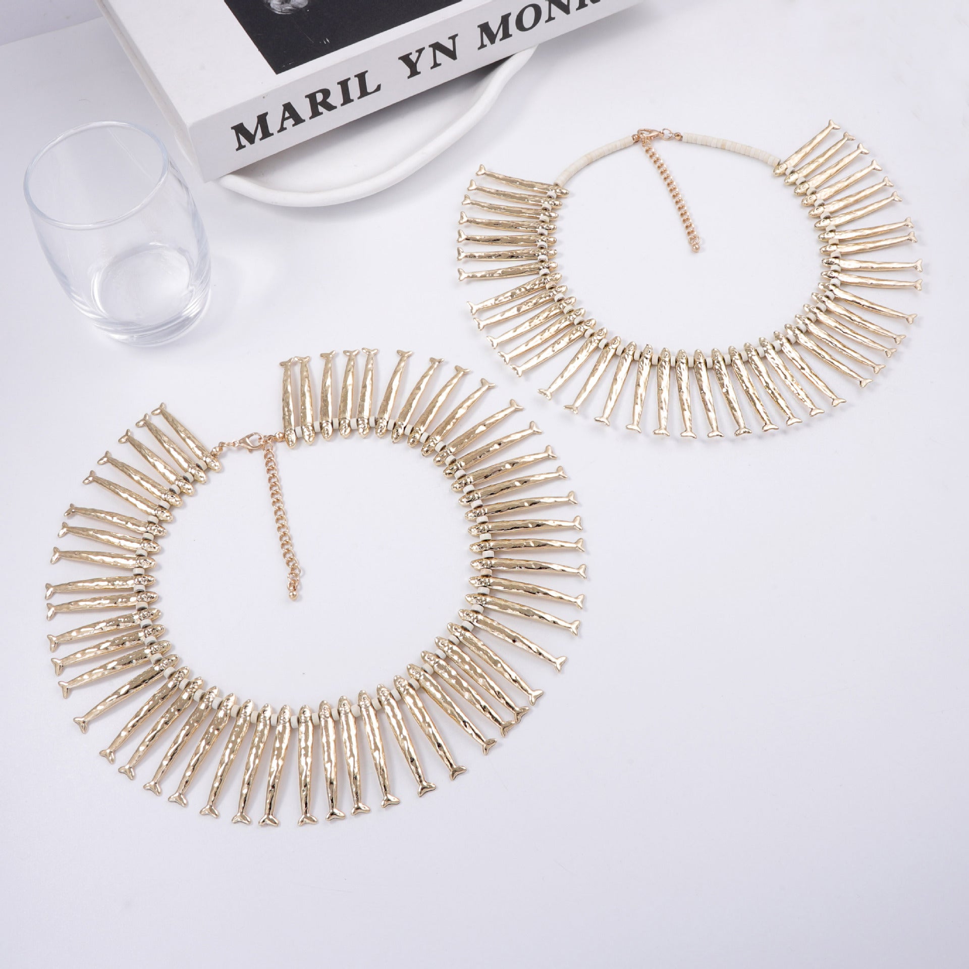 Beautiful Gold Necklace with Unique Style