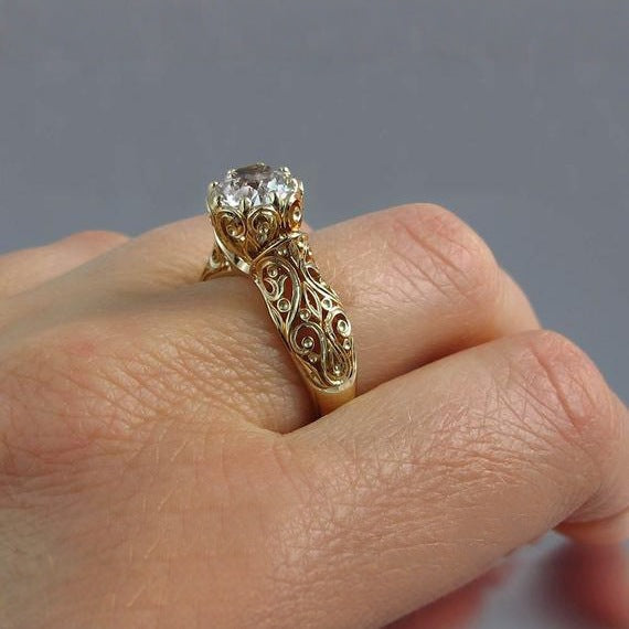 Beautiful Gold Ring with Unique Style