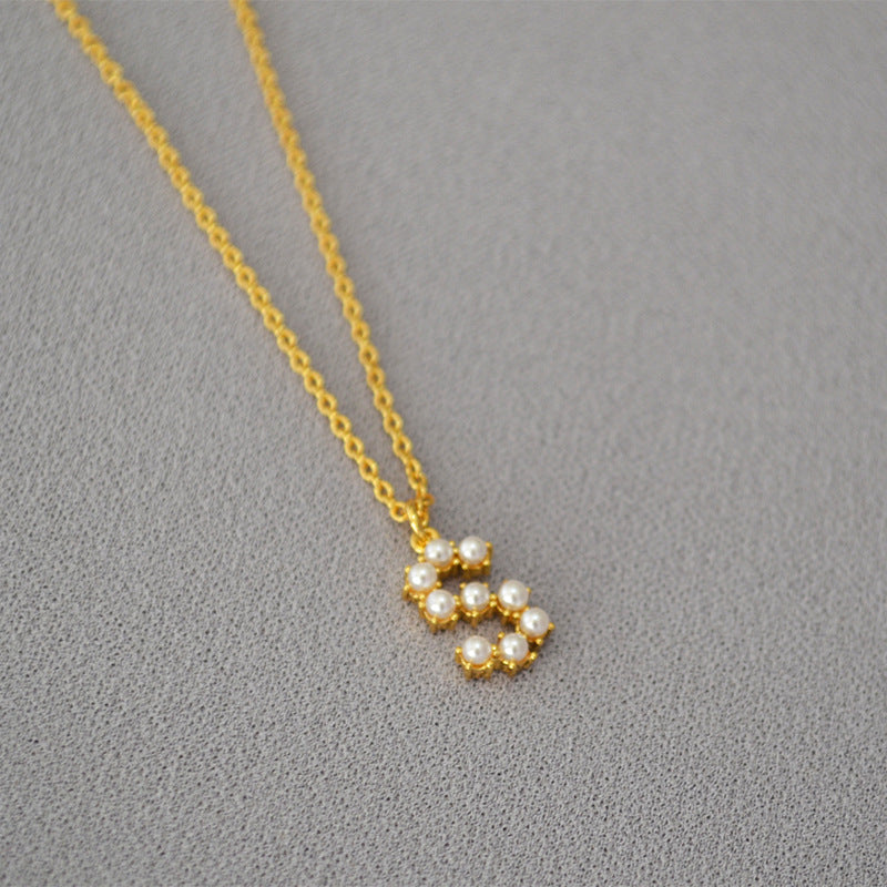 Beautiful Gold Necklace with Unique Style