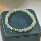 Beautiful Silver Bracelet with Unique Style