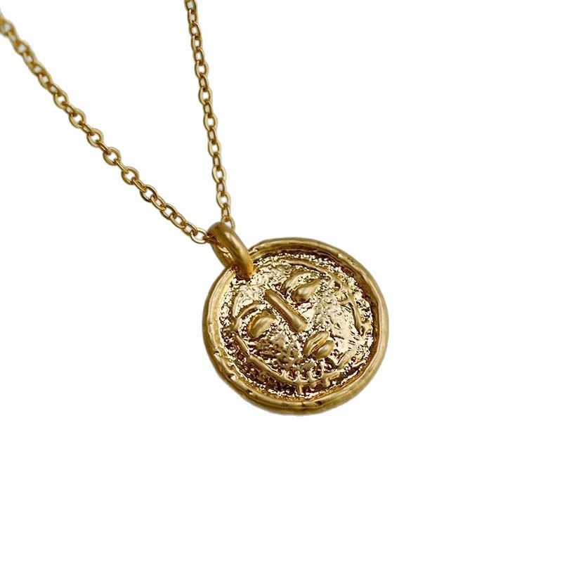 Beautiful Gold Necklace with Unique Style