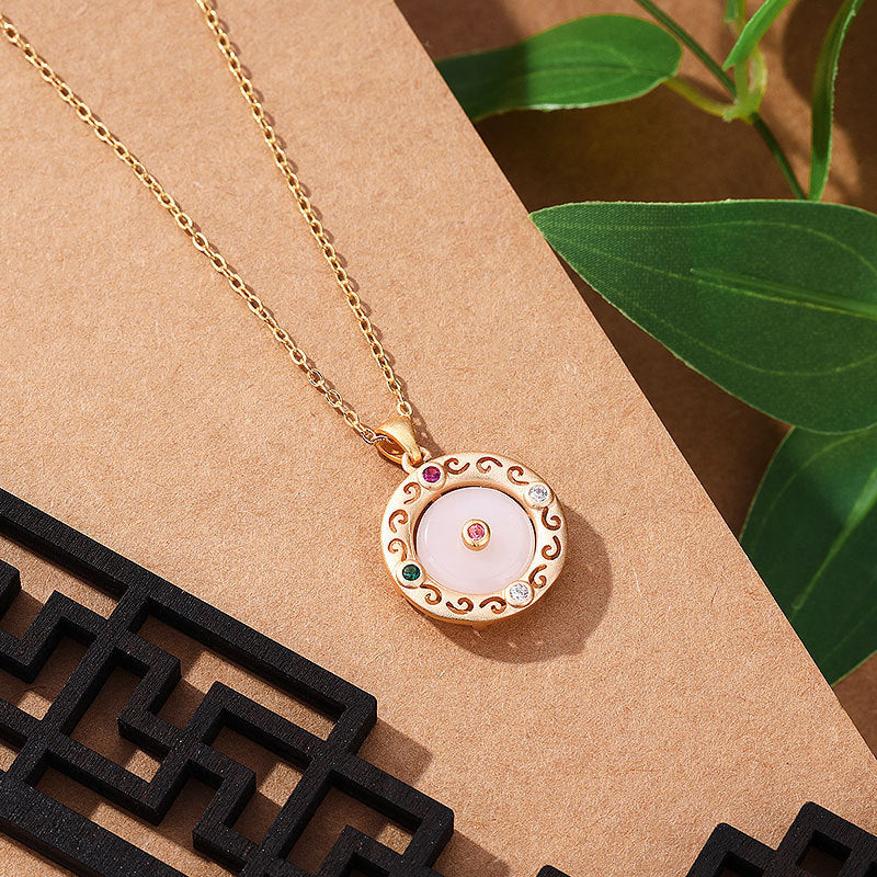 Beautiful Gold Necklace with Unique Style