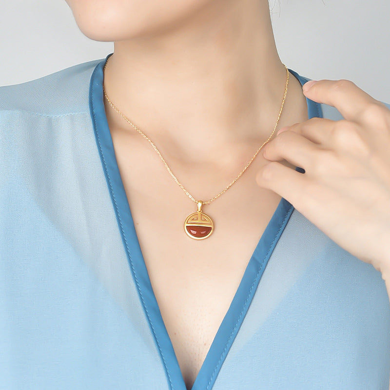 Beautiful Gold Necklace with Unique Style