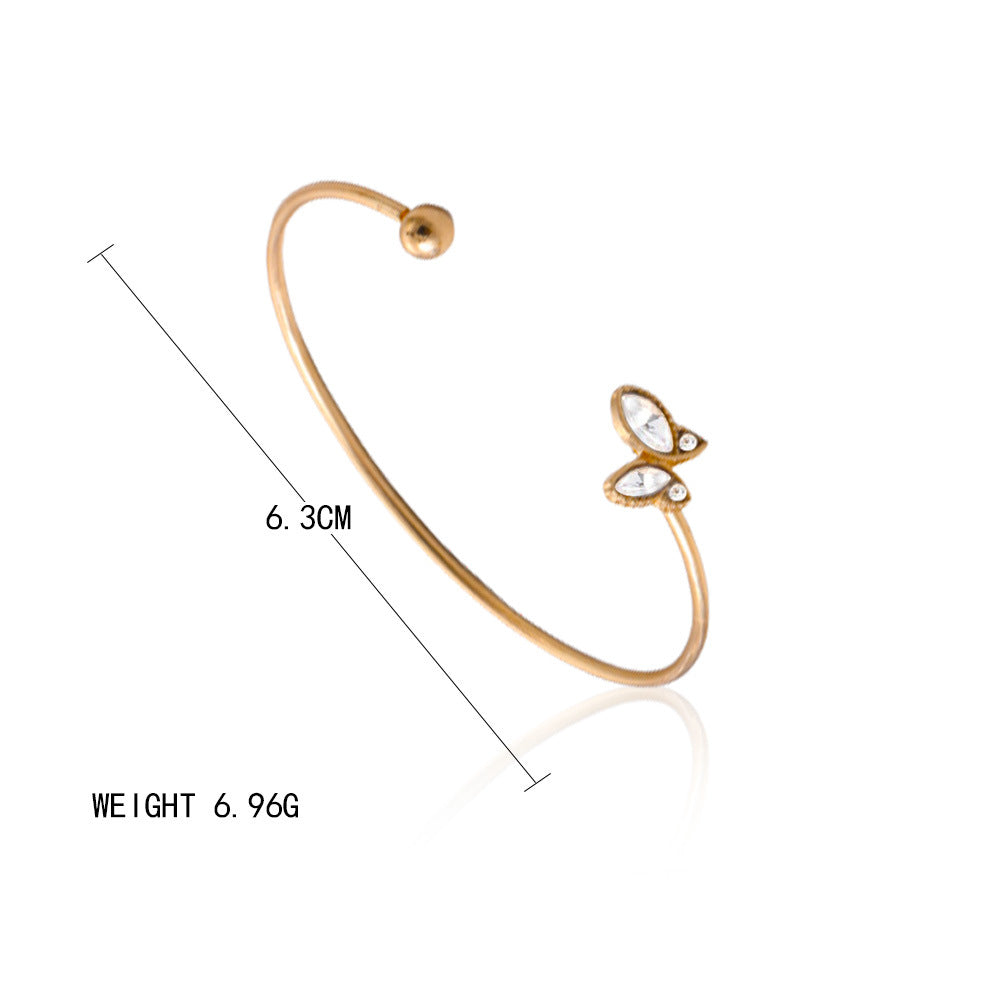 Beautiful Gold Bracelet with Unique Style