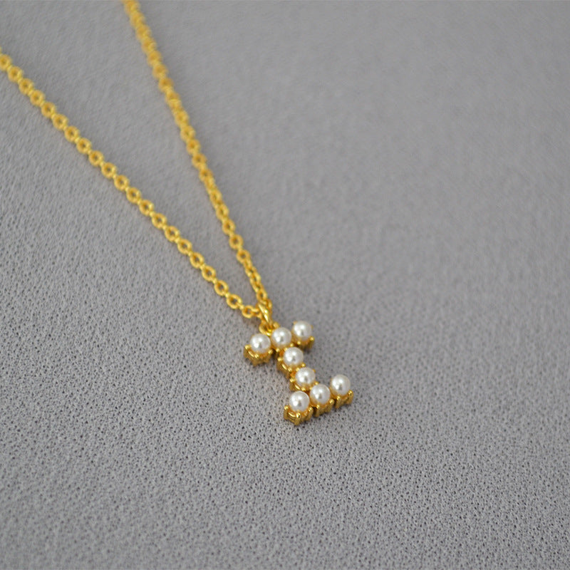 Beautiful Gold Necklace with Unique Style