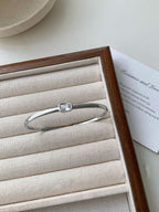 Beautiful Bracelet with Unique Style