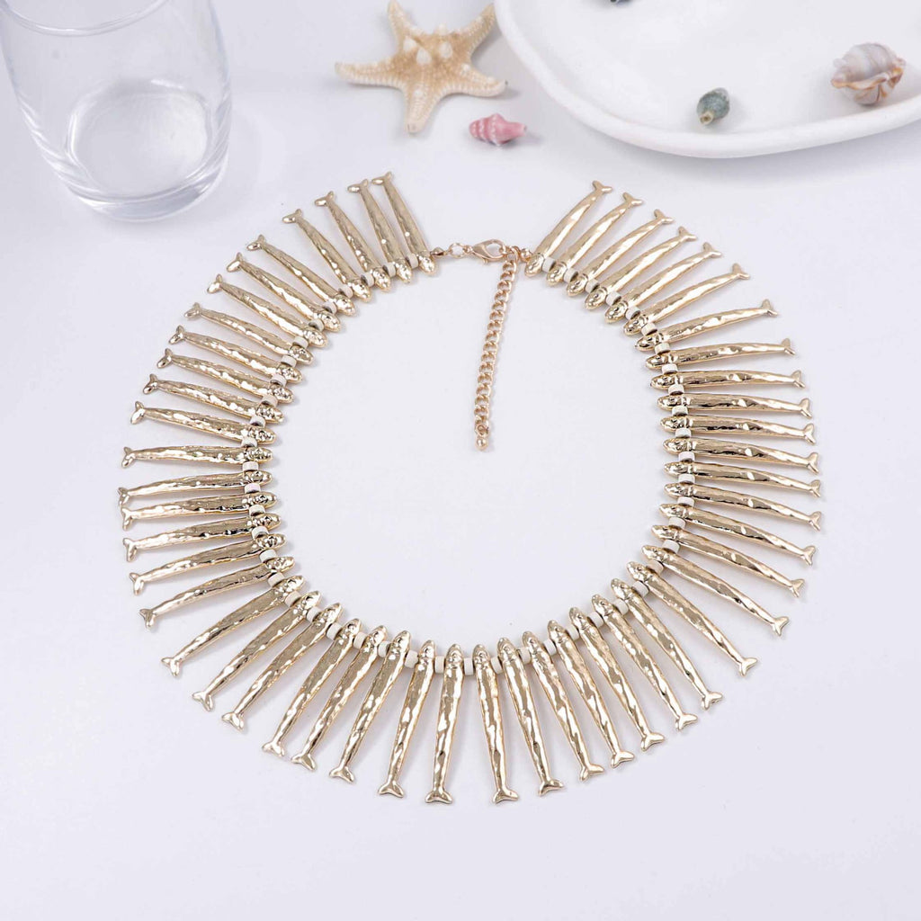 Beautiful Gold Necklace with Unique Style