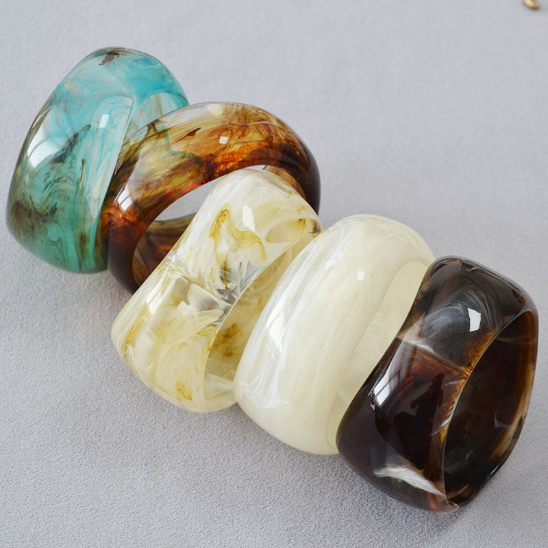 Beautiful Bracelet with Unique Style