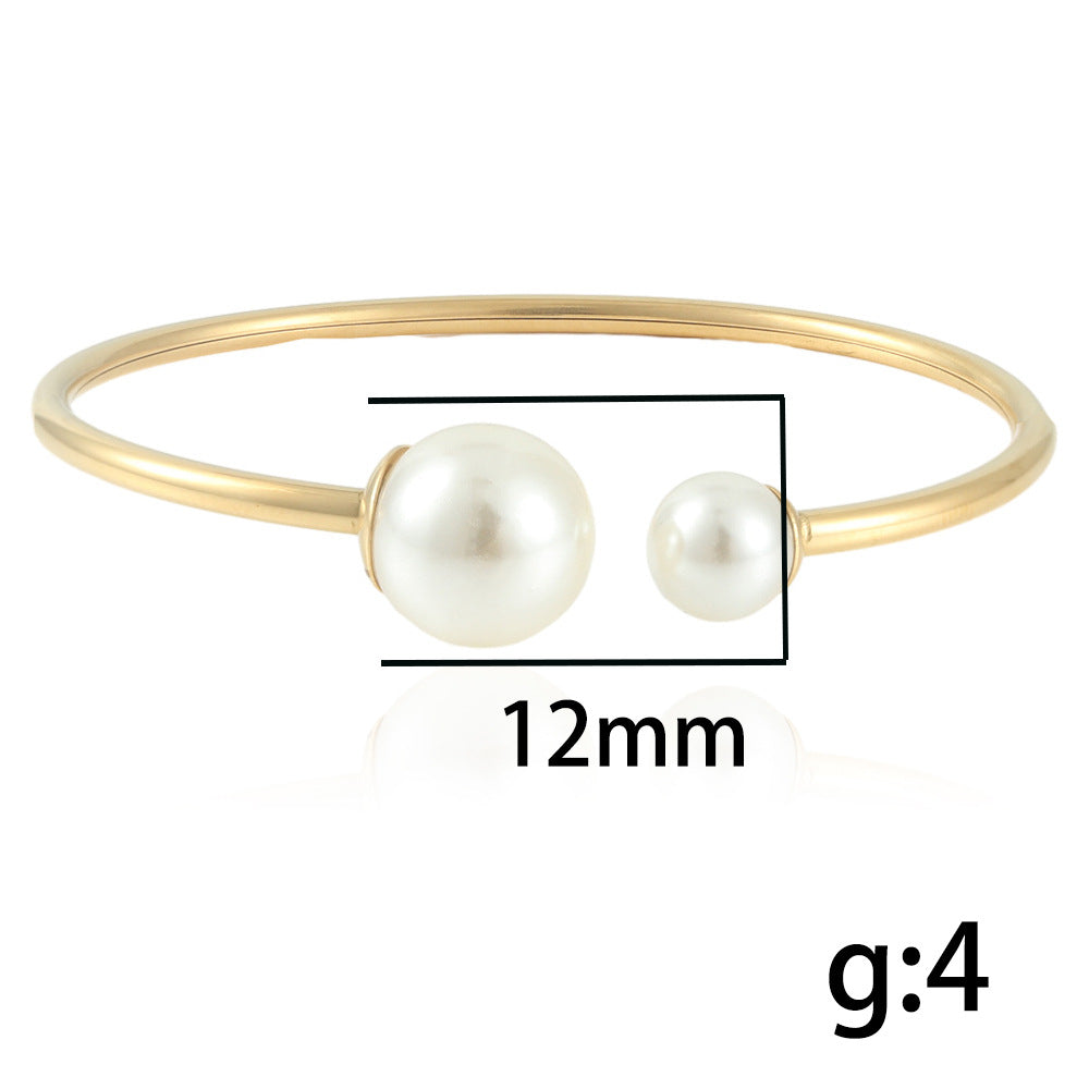 Classic Pearl Bracelet with Timeless Appeal