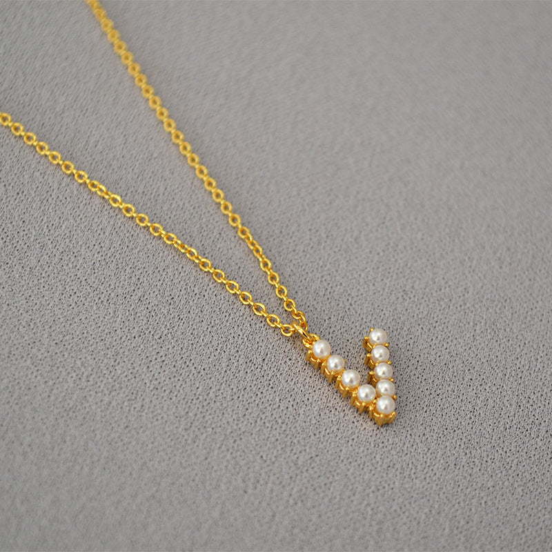 Beautiful Gold Necklace with Unique Style
