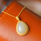 Beautiful Gold Necklace with Unique Style