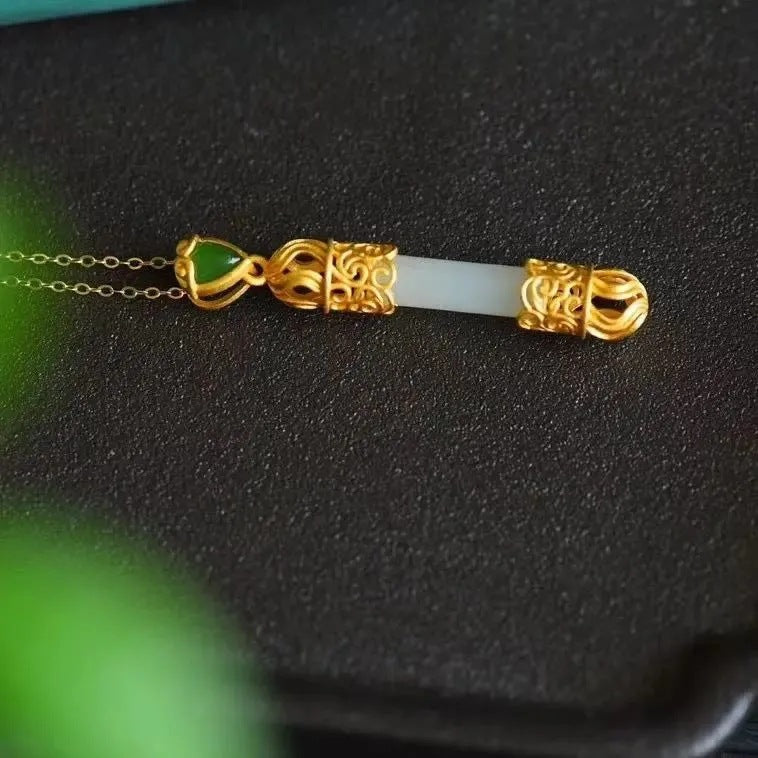 Beautiful Gold Necklace with Unique Style