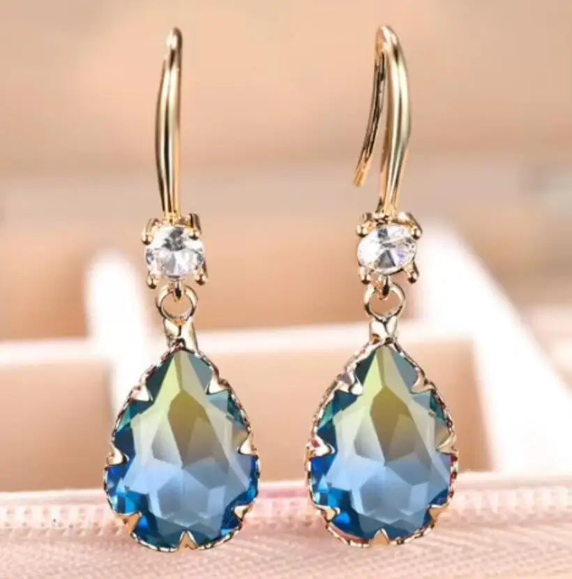 Charming Earring for Any Occasion