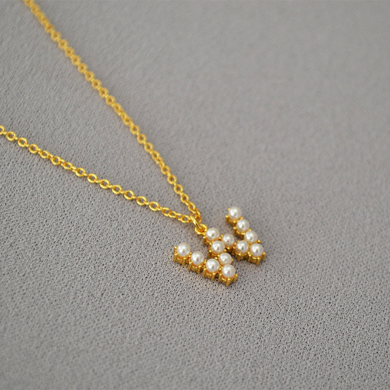 Beautiful Gold Necklace with Unique Style