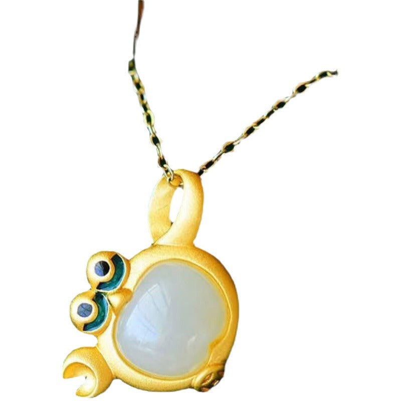 Beautiful Gold Necklace with Unique Style