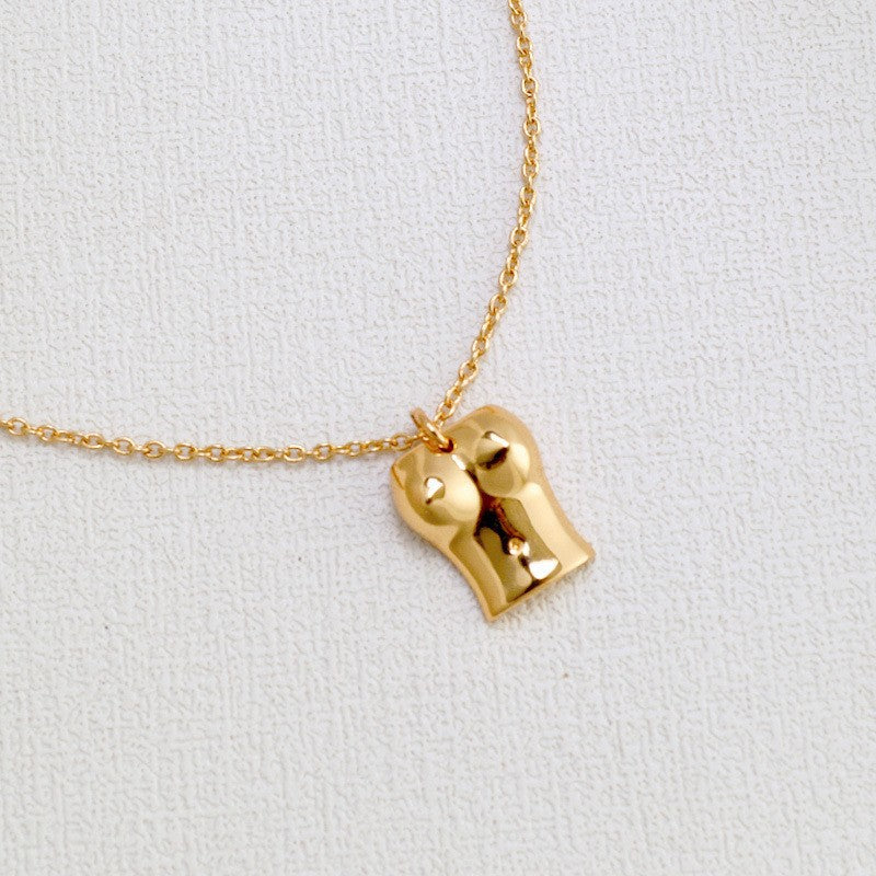 Beautiful Gold Necklace with Unique Style