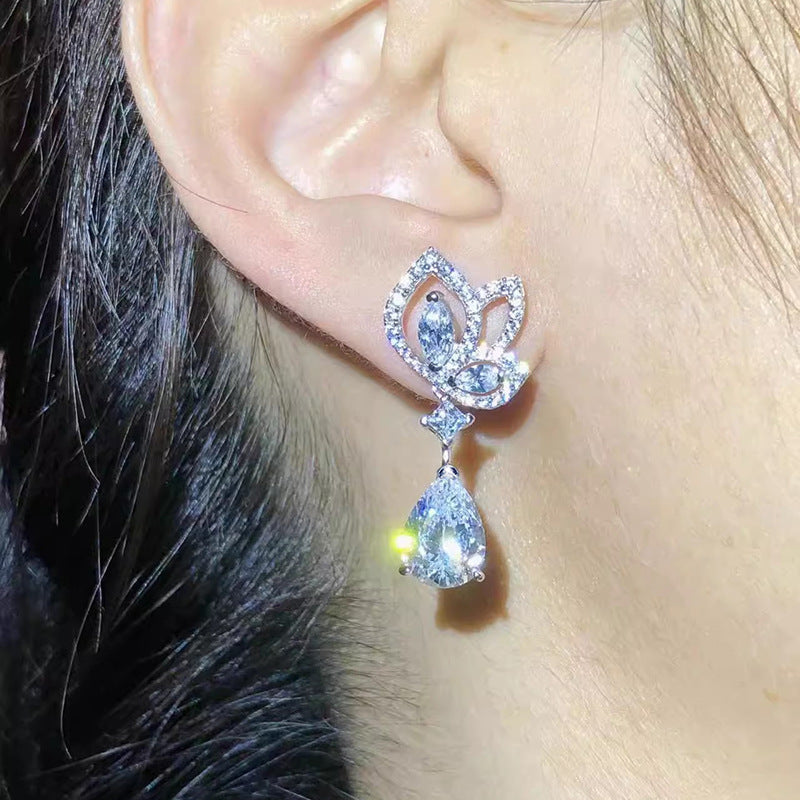 Beautiful Earring with Unique Style