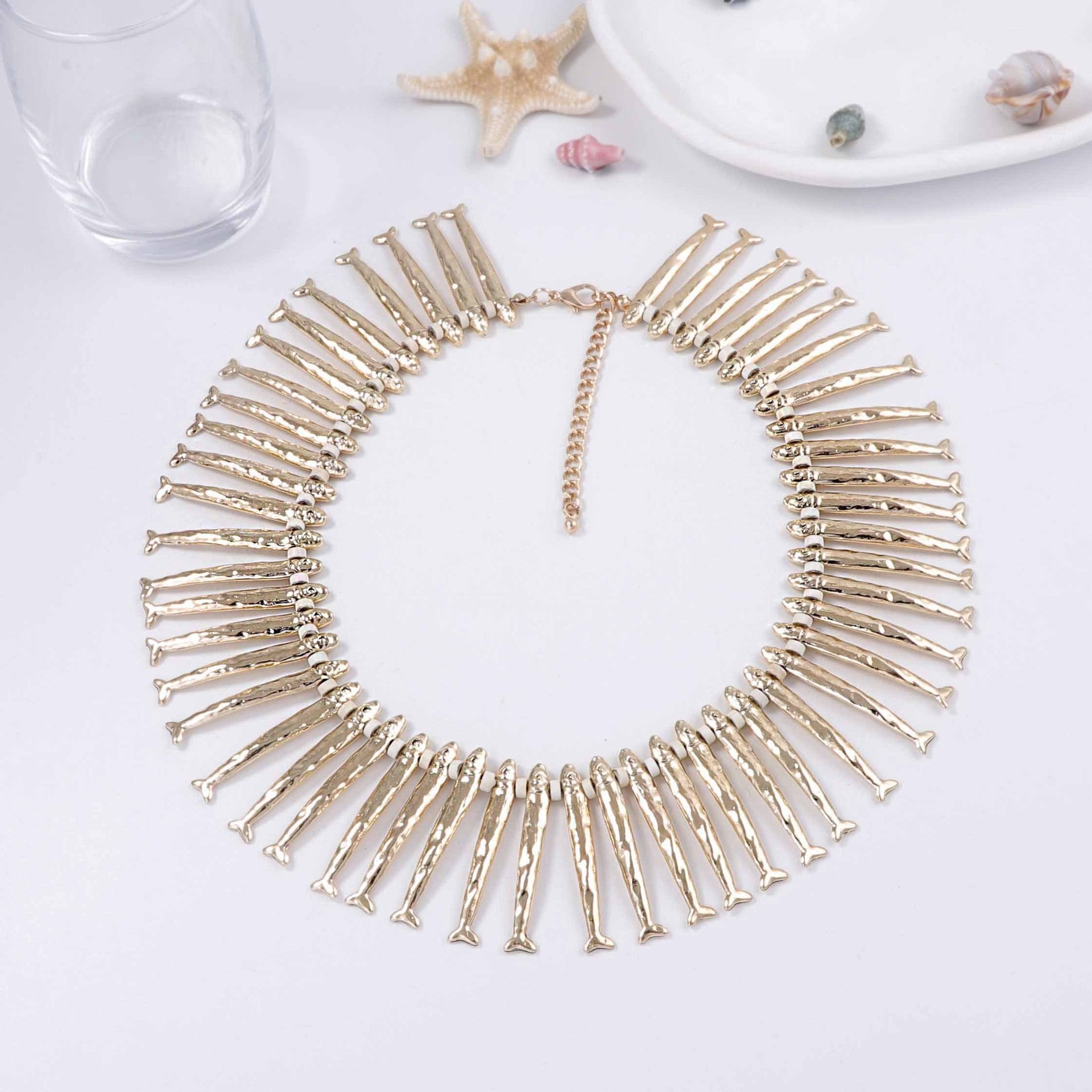 Beautiful Gold Necklace with Unique Style