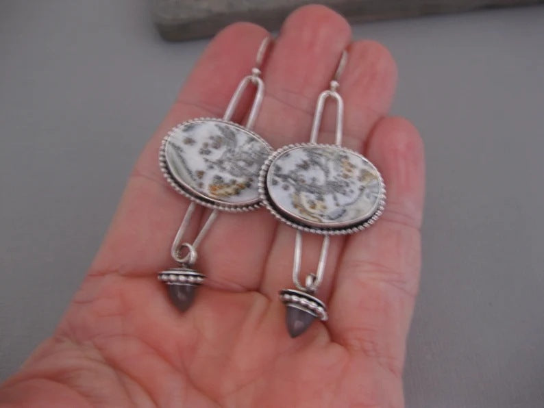 Beautiful Earring with Unique Style