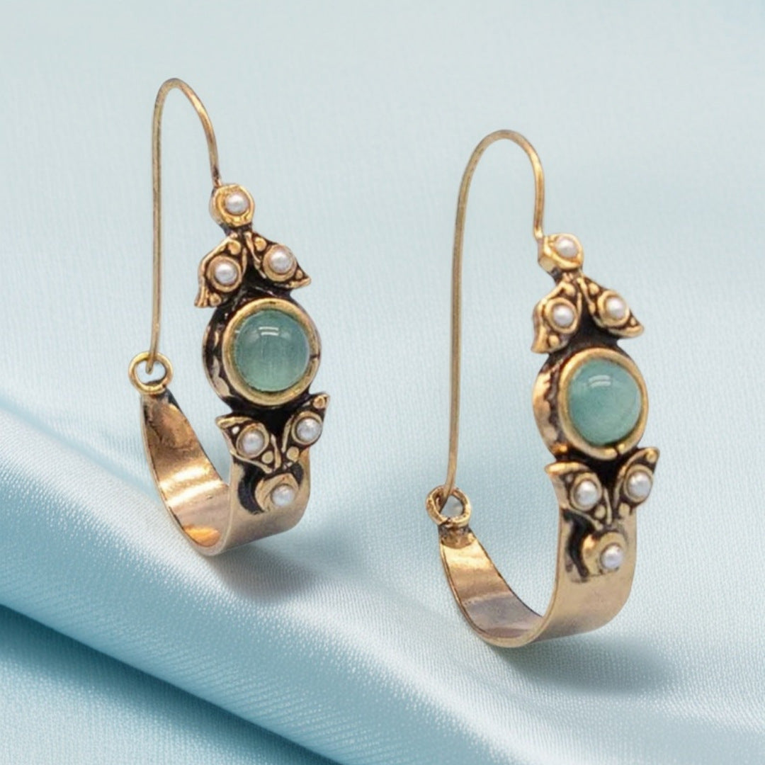 Charming Pearl Earring for Any Occasion