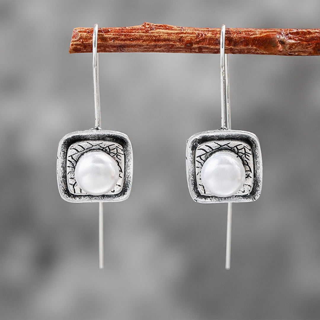 Beautiful Pearl Earring with Unique Style