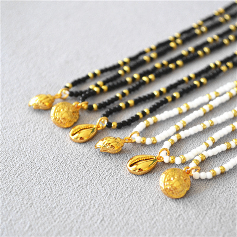 Beautiful Gold Necklace with Unique Style