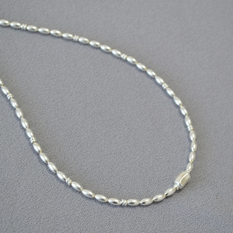 Beautiful Gold Necklace with Unique Style