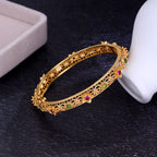 Beautiful Gold Bracelet with Unique Style