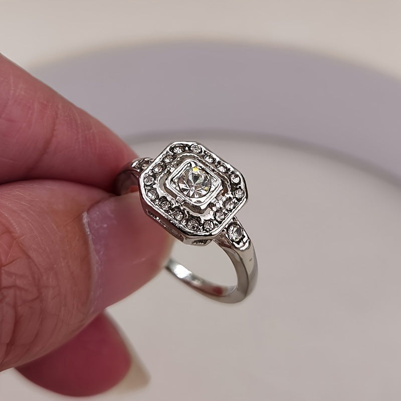 Beautiful Gold Ring with Unique Style