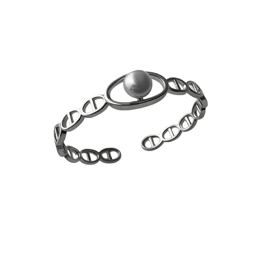 Beautiful Pearl Bracelet with Unique Style