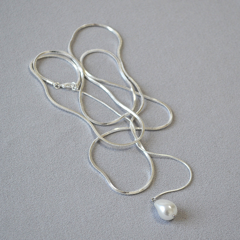 Beautiful Gold Necklace with Unique Style