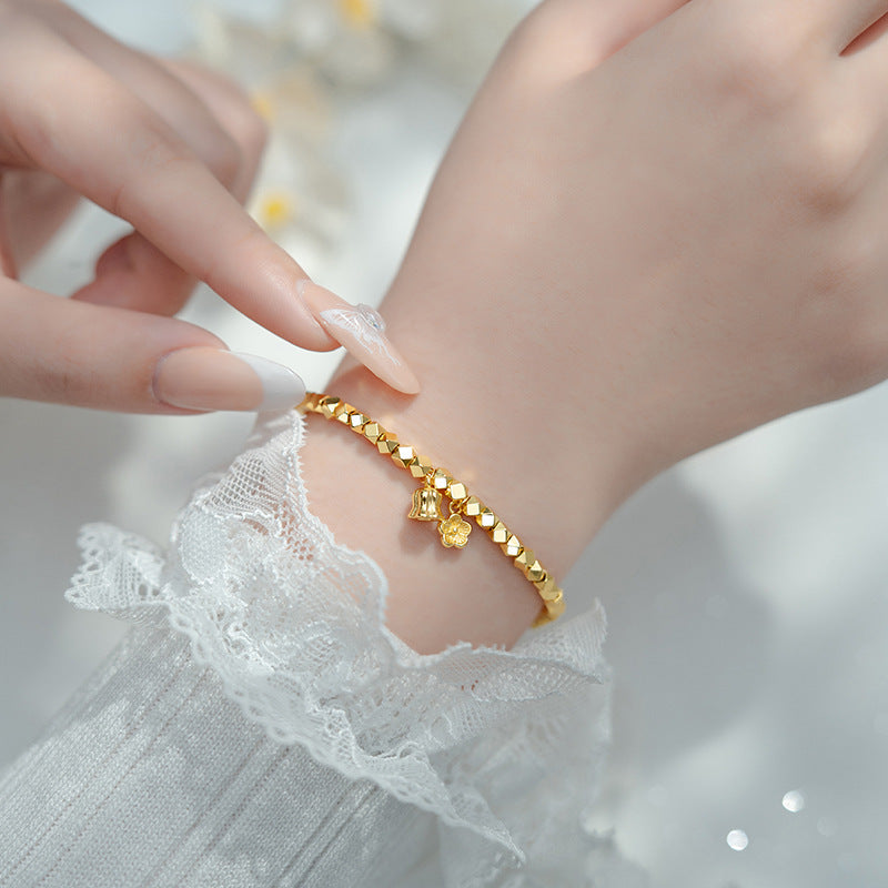 Beautiful Gold Bracelet with Unique Style