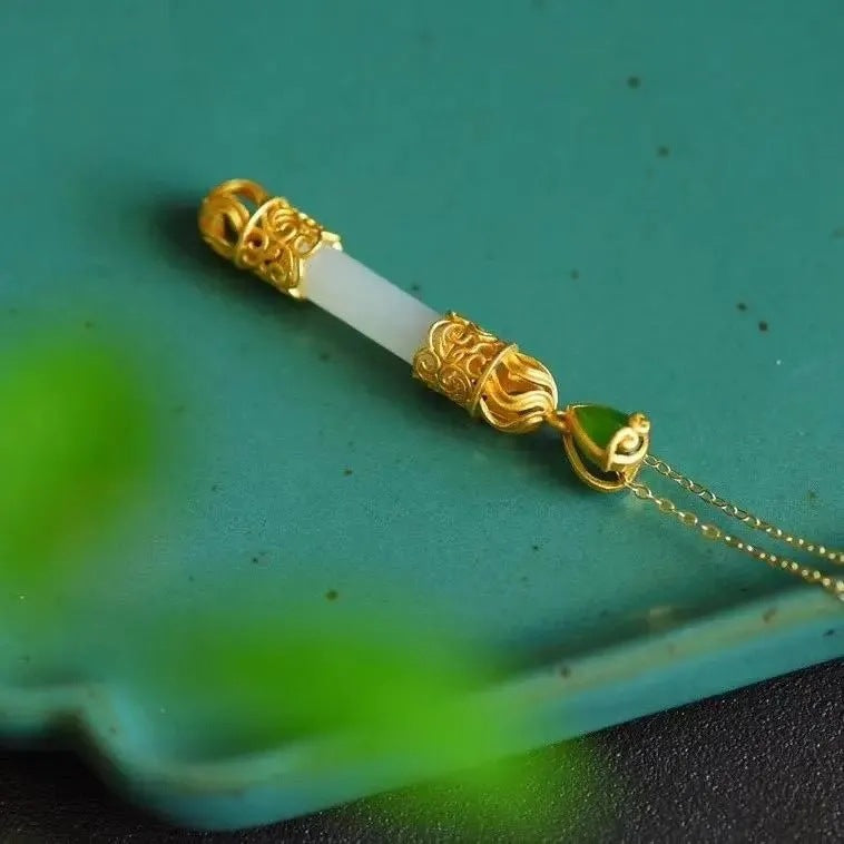 Beautiful Gold Necklace with Unique Style
