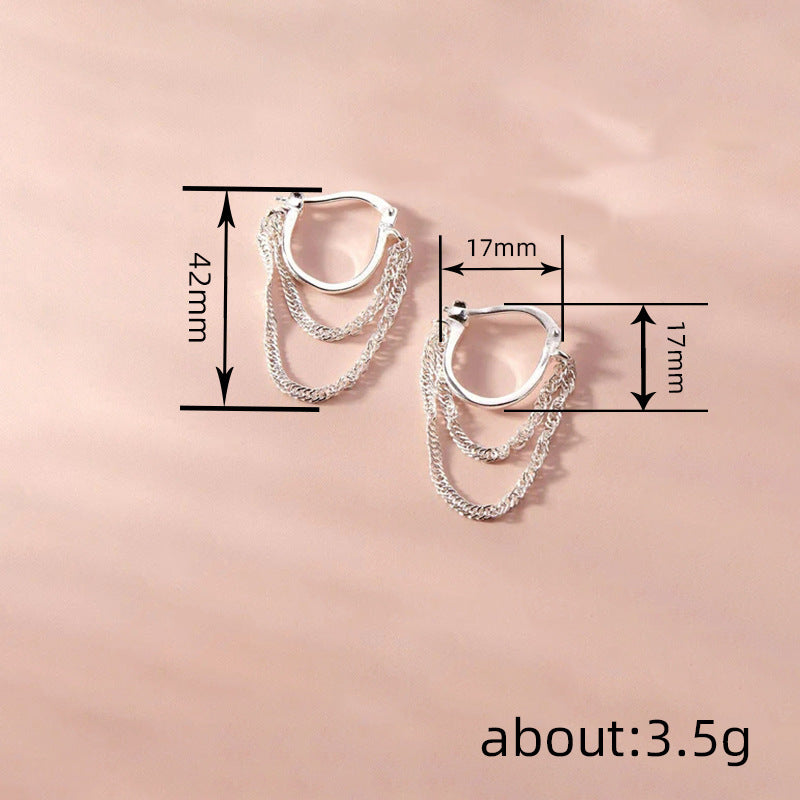 A Charming Earring for Any Occasion