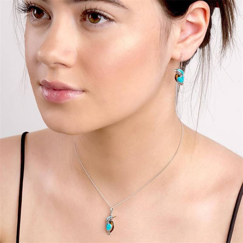 A Stunning Silver Necklace for Daily Wear