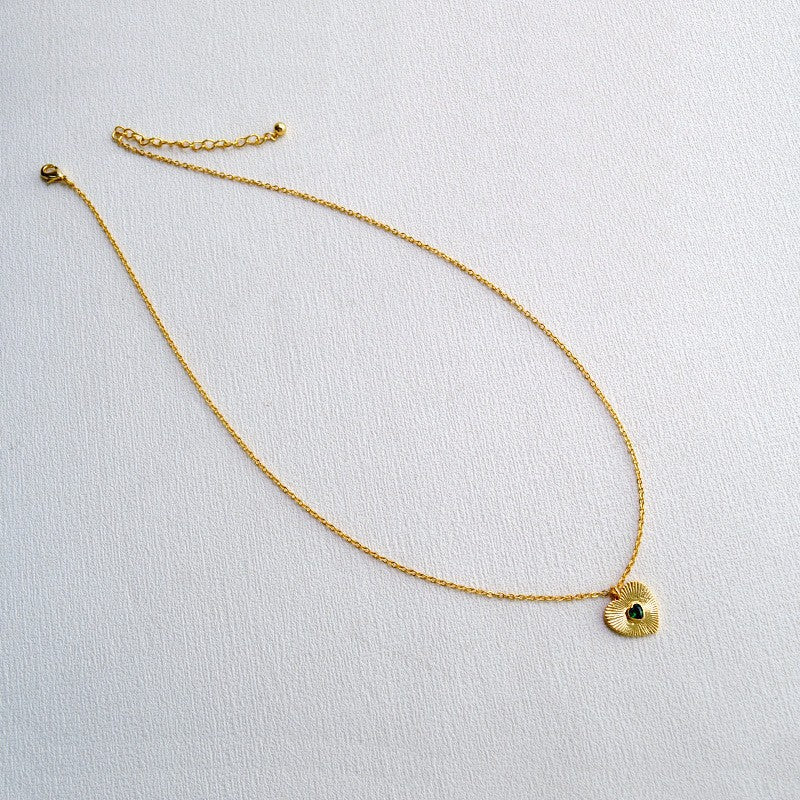 Beautiful Gold Necklace with Unique Style