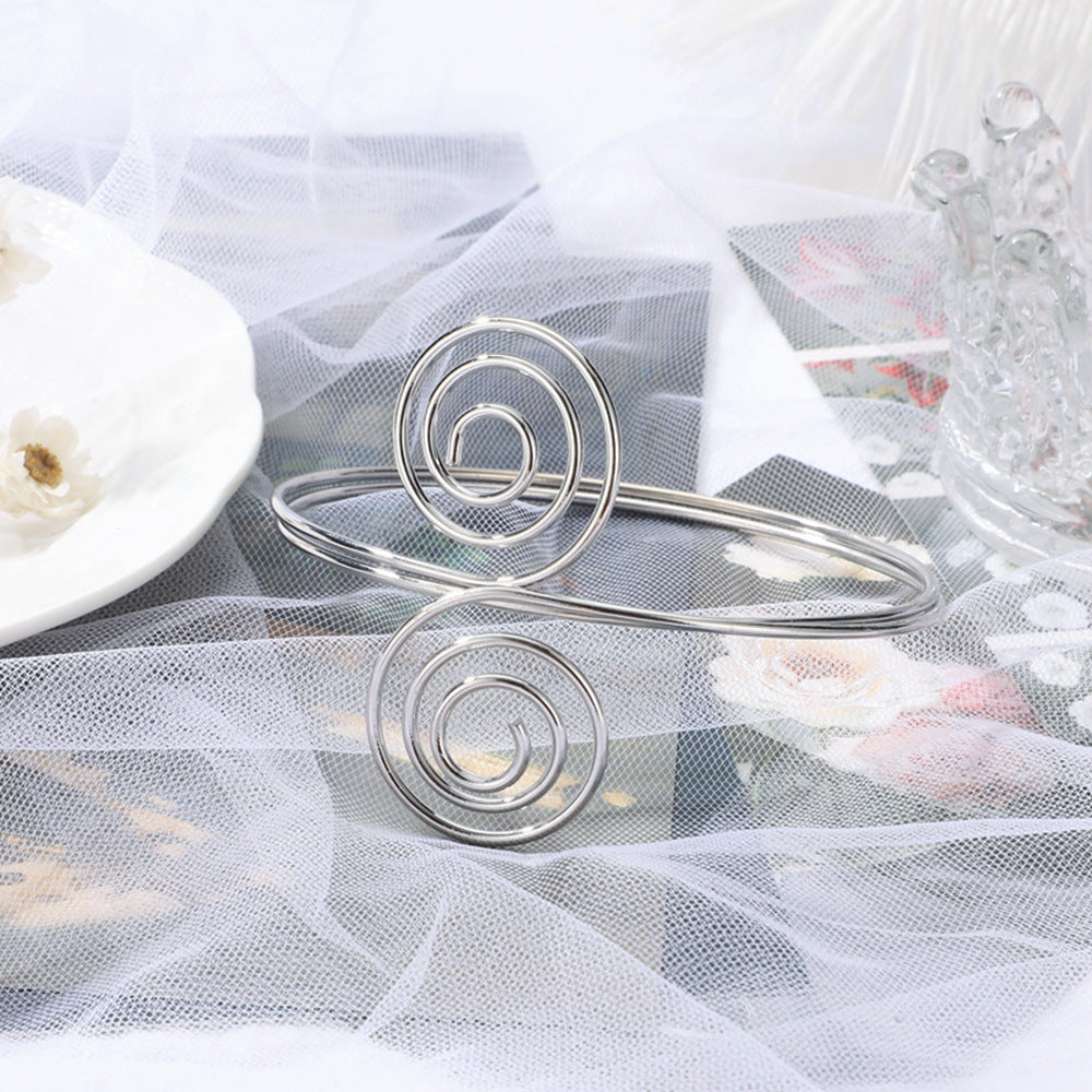 Beautiful Bracelet with Unique Style