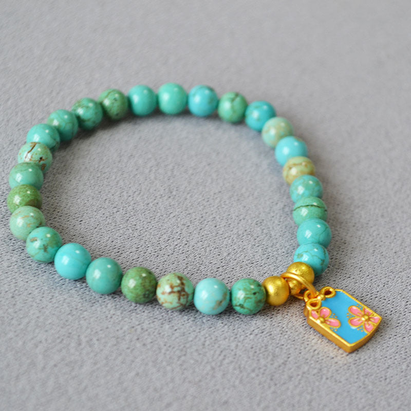 Beautiful Gold Bracelet with Unique Style