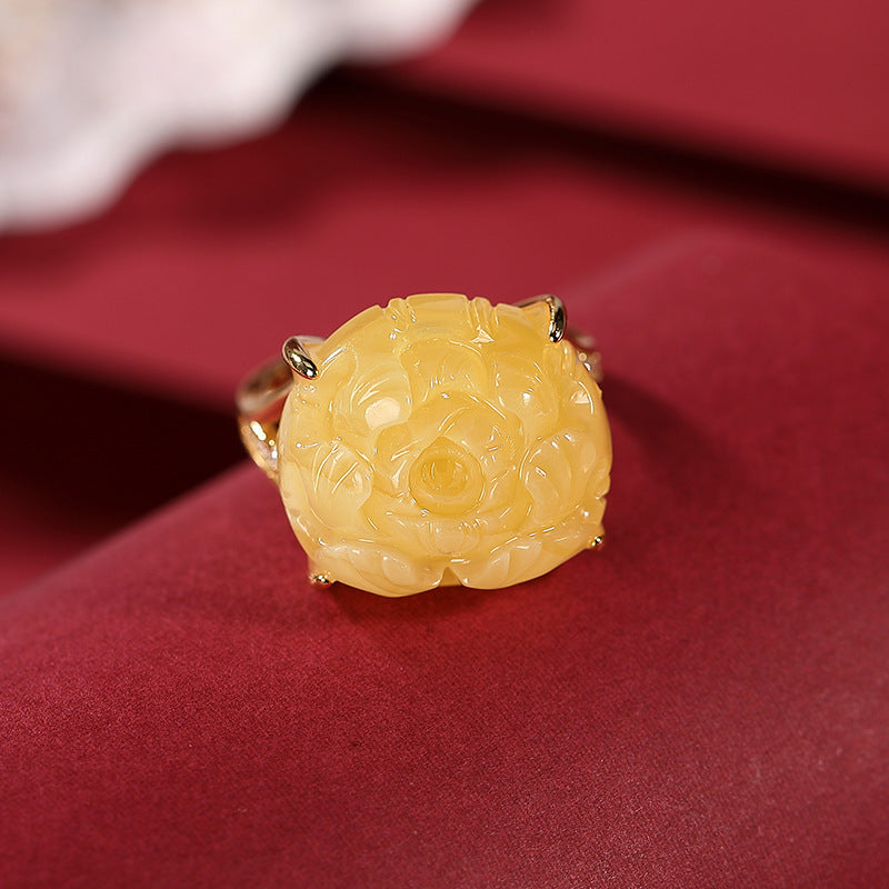 Beautiful Gold Ring with Unique Style