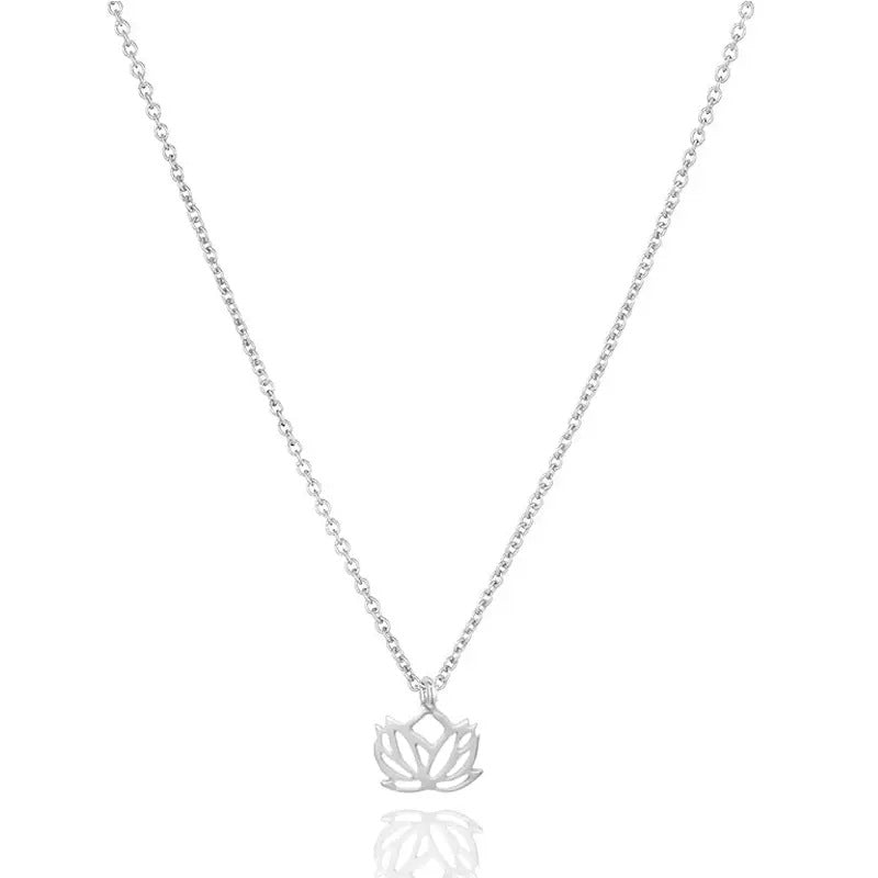 Beautiful Gold Necklace with Unique Style